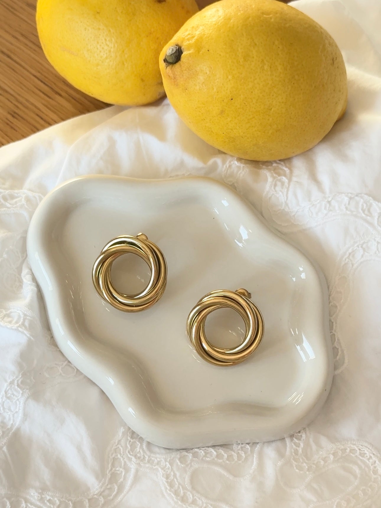 BOUCLES D'OREILLES
