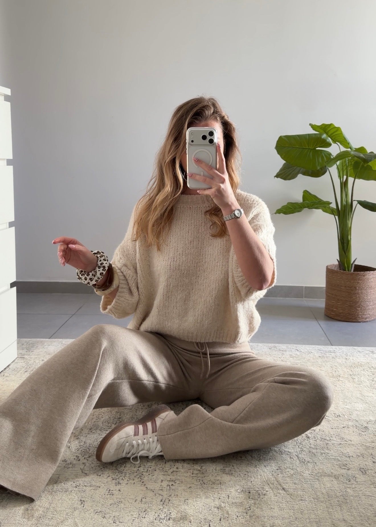 LEANDRE TROUSERS - BEIGE