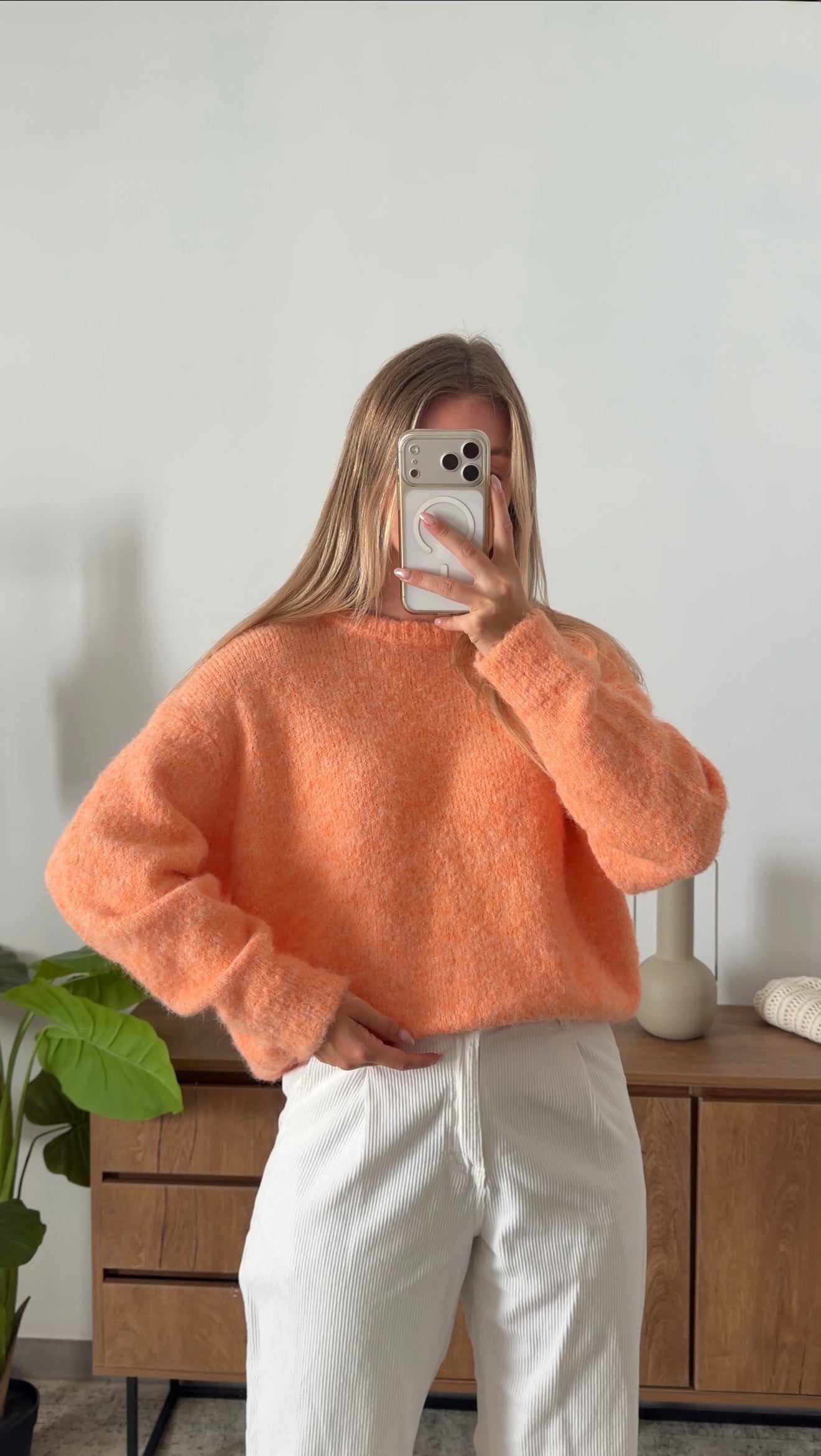 ARIANE SWEATER – CORAL
