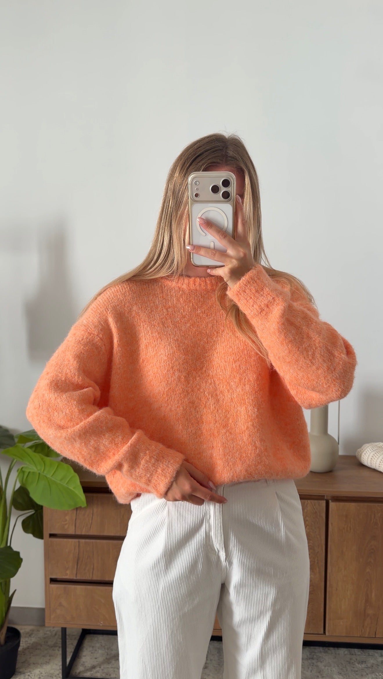 ARIANE SWEATER – CORAL