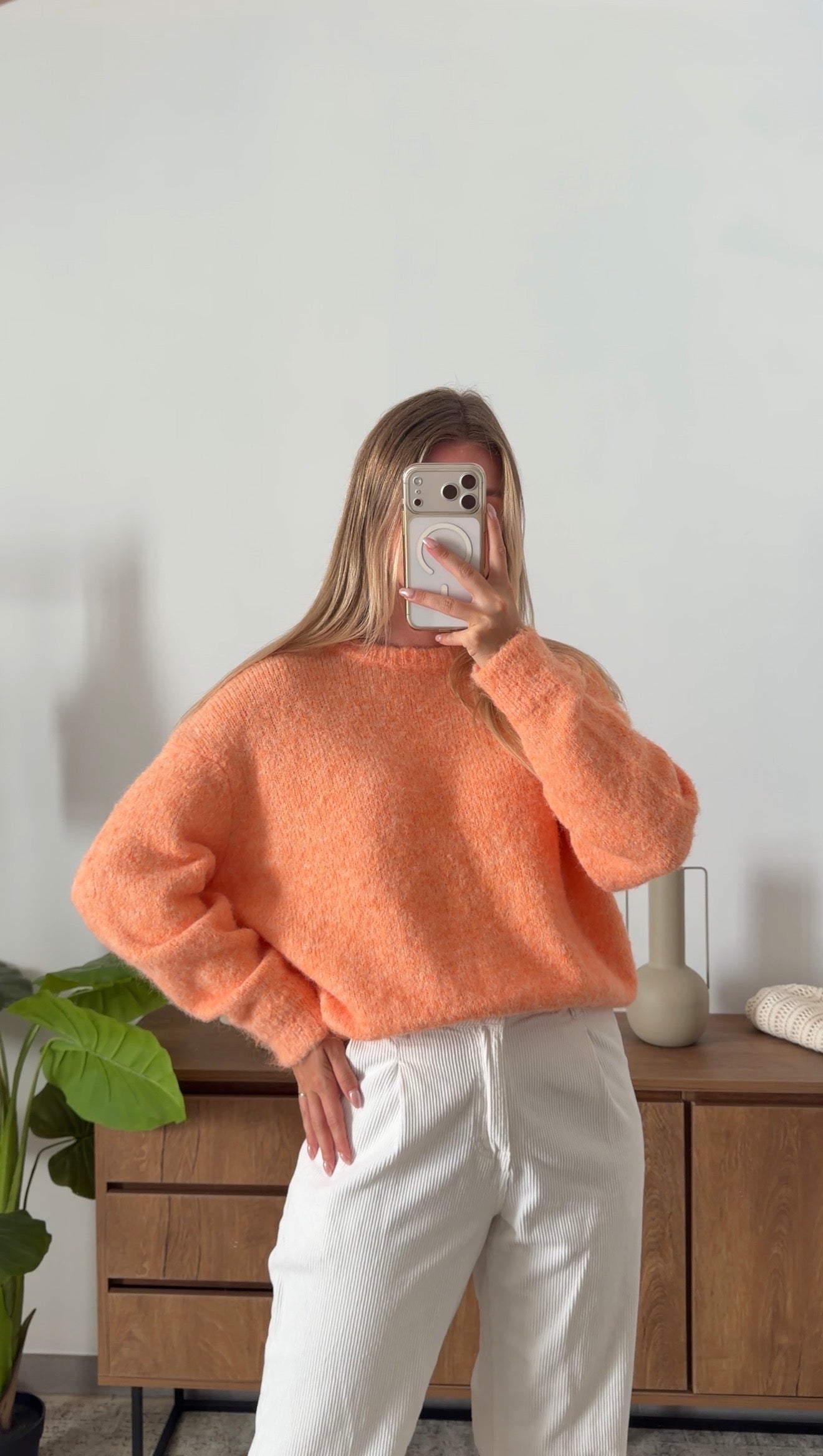 ARIANE SWEATER – CORAL