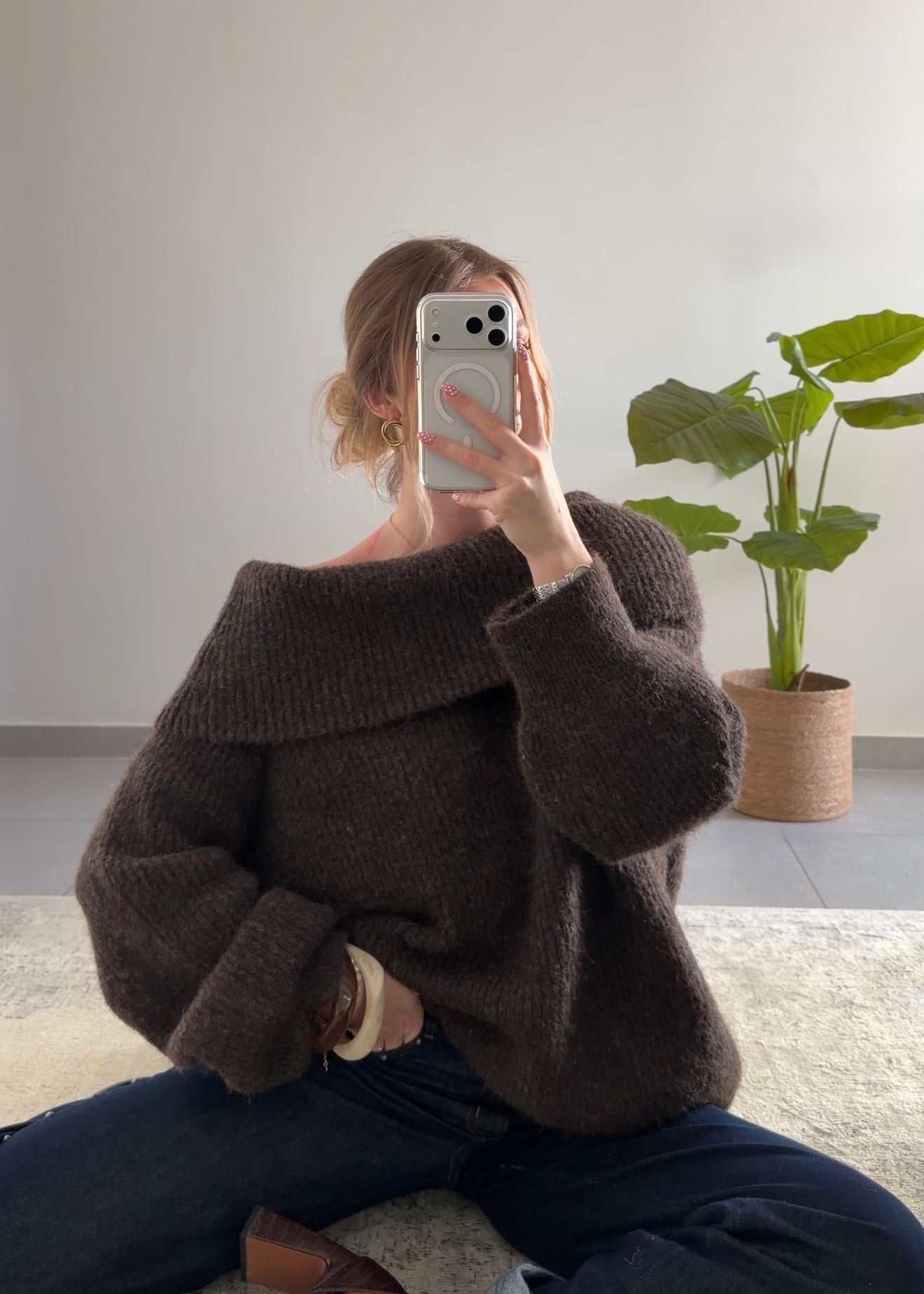 CÉLIA SWEATER WITH BARDOT COLLAR - BROWN